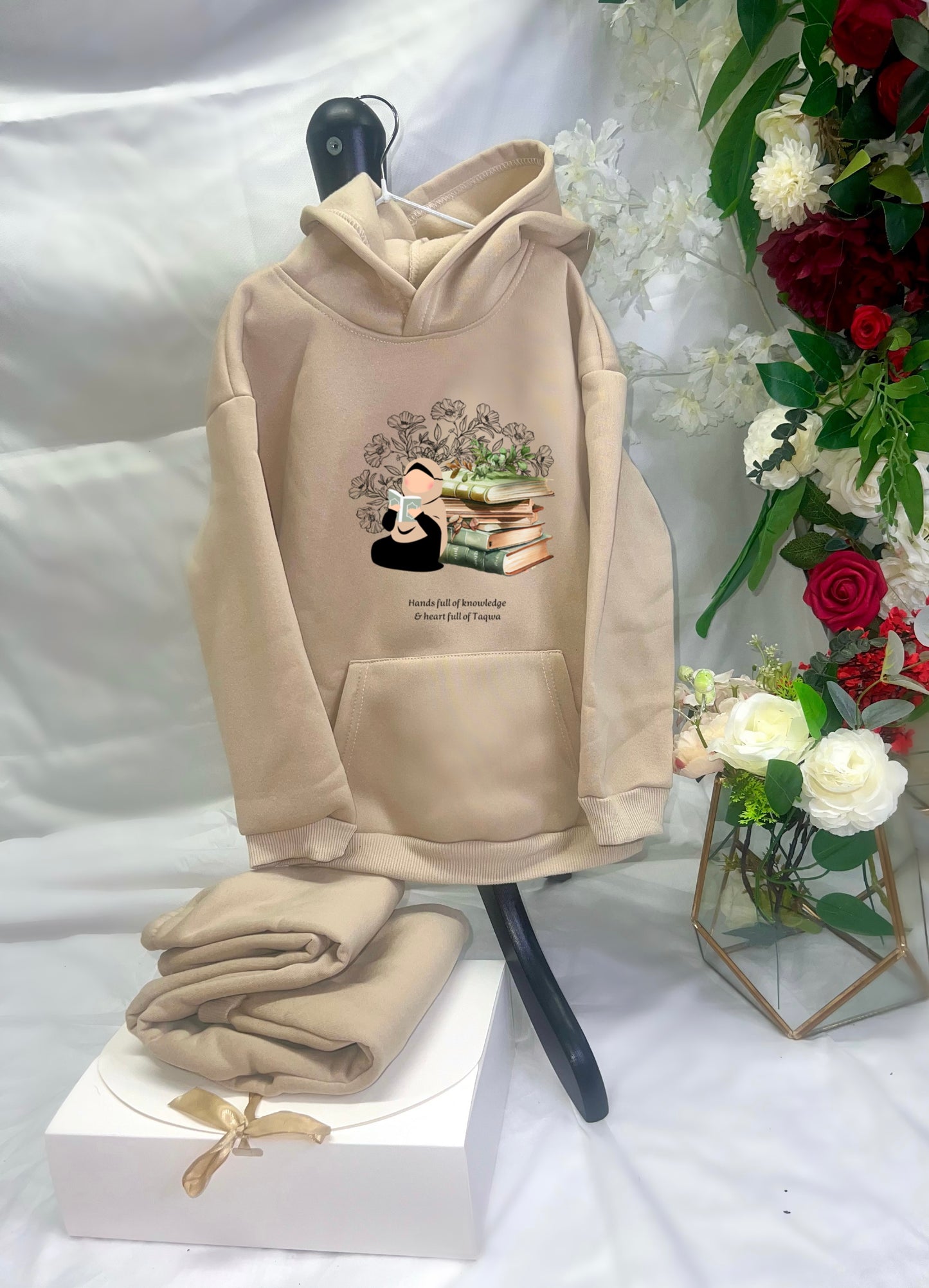 Hands full of Knowledge - Islamic Kids Hoodie sets