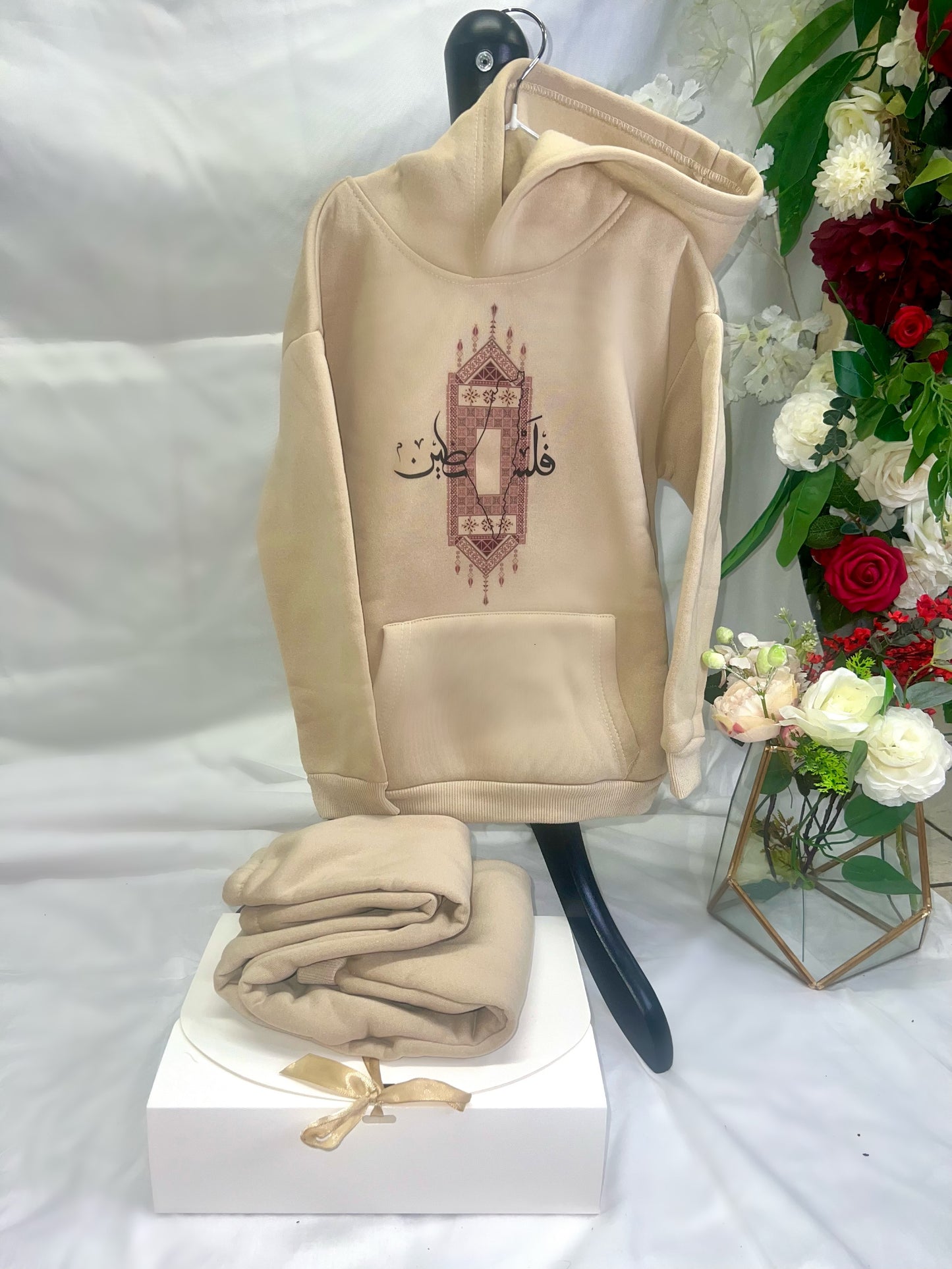 Falasteen Hoodie Set